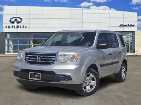 Used 2015 Honda Pilot LX image 1