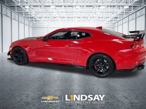 Used 2019 Chevrolet Camaro ZL1 image 7