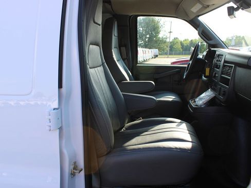 Used 2024 Chevrolet Express 2500 w/ Driver Convenience Package RWD image 37