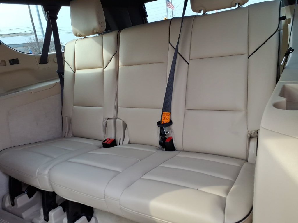 Used 2024 Cadillac Escalade ESV Premium Luxury w/ LPO, Floor Liner Package AWD/4WD image 14