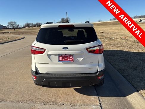 Used 2020 Ford EcoSport SE w/ SE Convenience Package image 4
