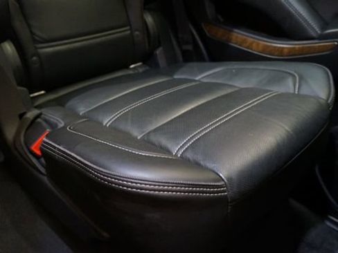 Used 2019 GMC Yukon Denali w/ Denali Ultimate Package AWD/4WD image 66