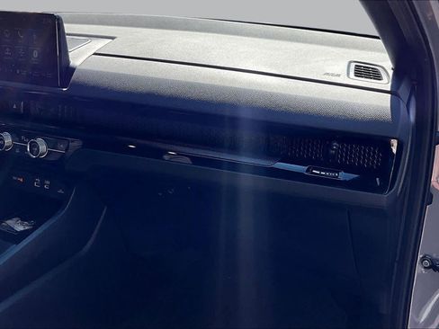 Used 2024 Honda CR-V Sport Touring image 19