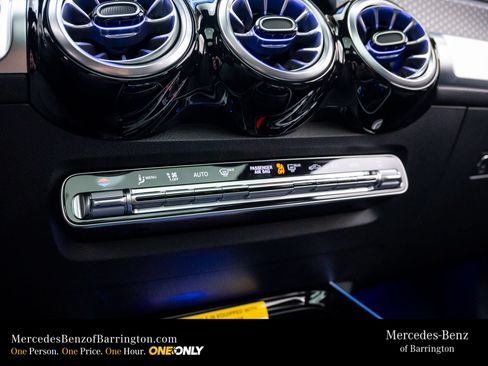 New 2026 Mercedes-Benz GLB 250 4MATIC image 31