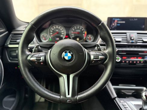 Used 2015 BMW M4 Coupe RWD image 23