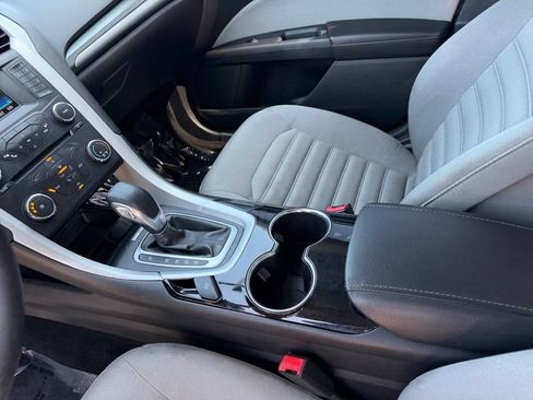 Used 2014 Ford Fusion S FWD image 18