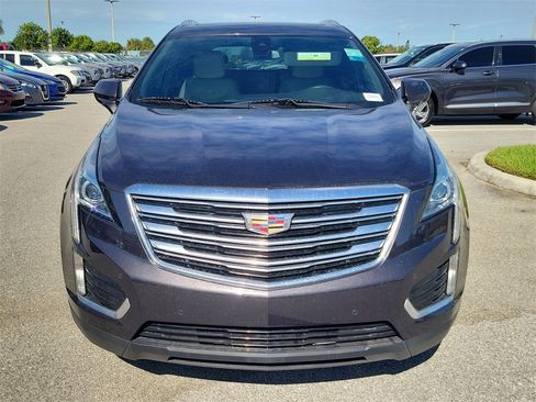 Used 2018 Cadillac XT5 Luxury w/ Driver Awareness Package image 10
