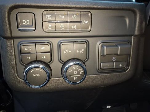 New 2026 Chevrolet Tahoe Premier AWD/4WD image 16