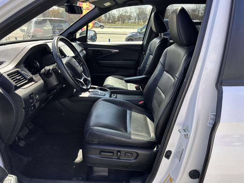 Used 2023 Honda Passport EX-L image 12