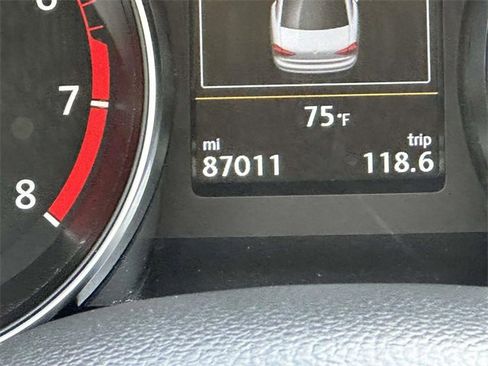 Used 2019 Volkswagen Passat 2.0T Wolfsburg image 23