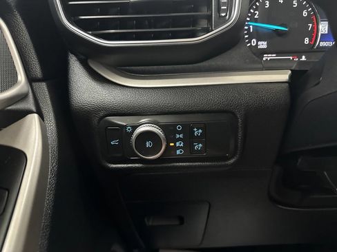Used 2021 Ford Explorer XLT w/ Equipment Group 202A AWD/4WD image 46