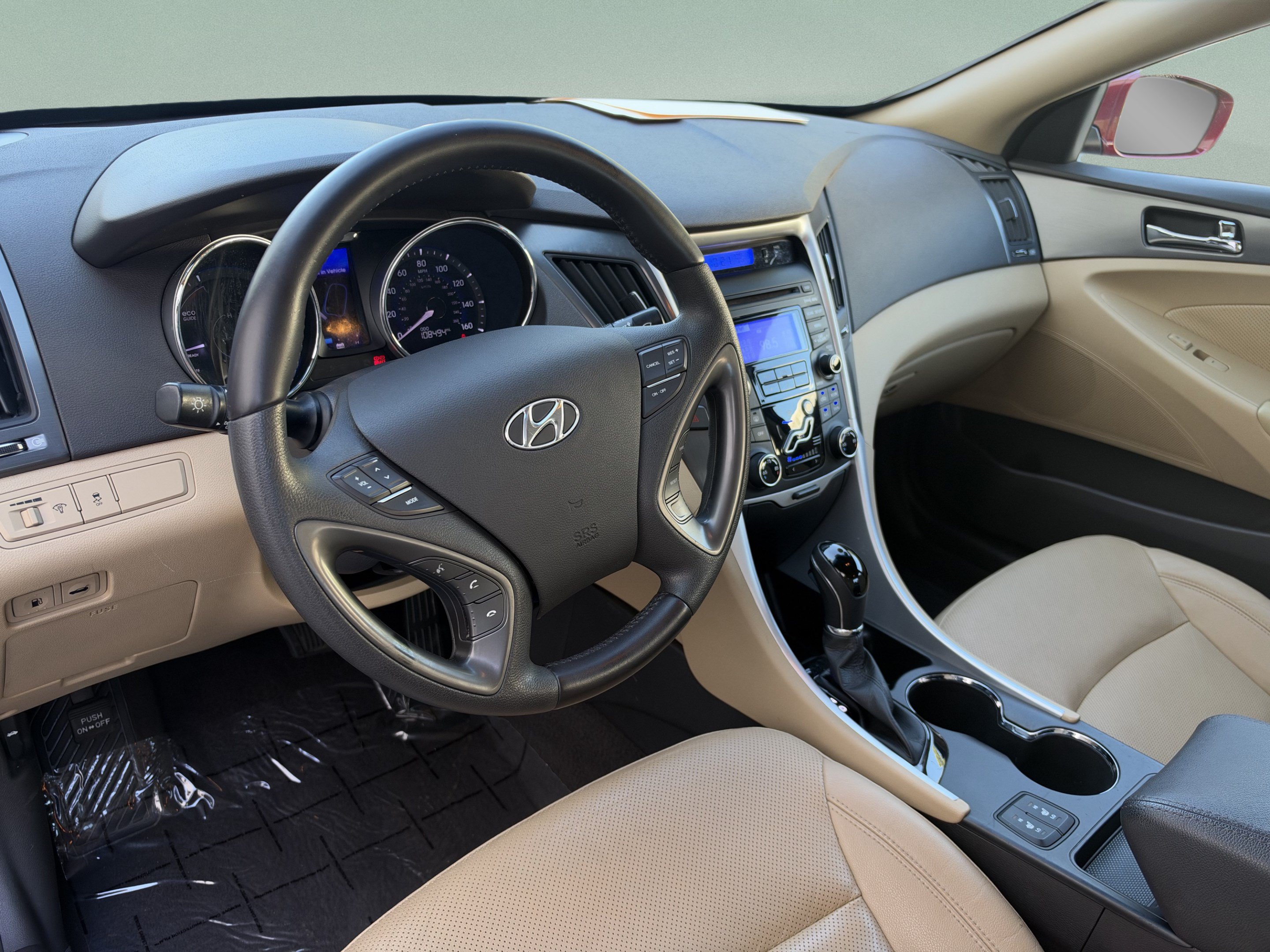 Used 2012 Hyundai Sonata Hybrid w/ Leather Pkg FWD image 19
