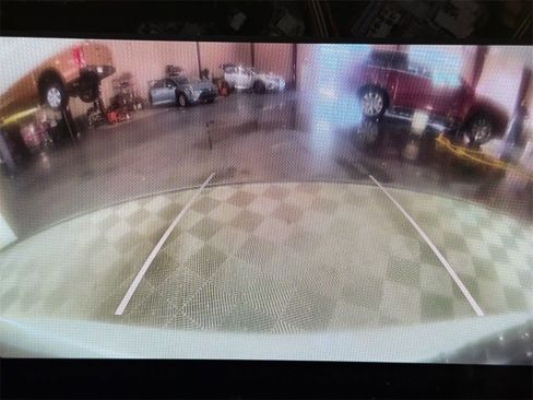 Used 2020 Tesla Model 3 Standard Range Plus image 28