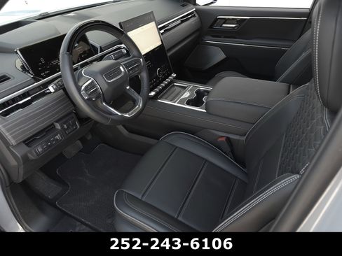 Used 2024 GMC Sierra EV Denali image 9