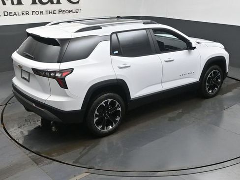 New 2026 Chevrolet Equinox LT image 18