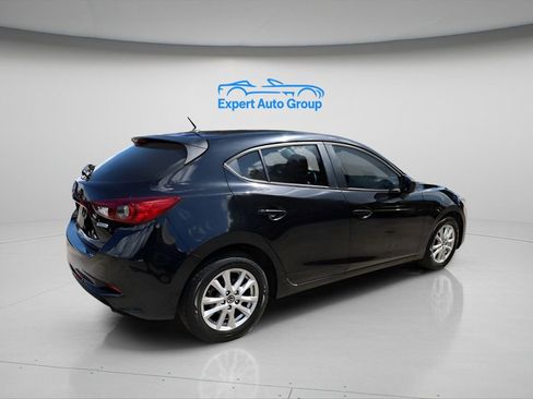 Used 2017 MAZDA MAZDA3 Sport image 7