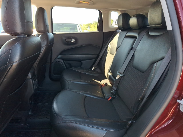 Used 2020 Jeep Compass Latitude AWD/4WD image 17