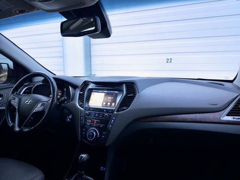 Used 2018 Hyundai Santa Fe AWD w/ SE Ultimate Tech Package 03 image 14