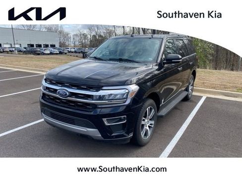 Used 2024 Ford Expedition Limited image 1