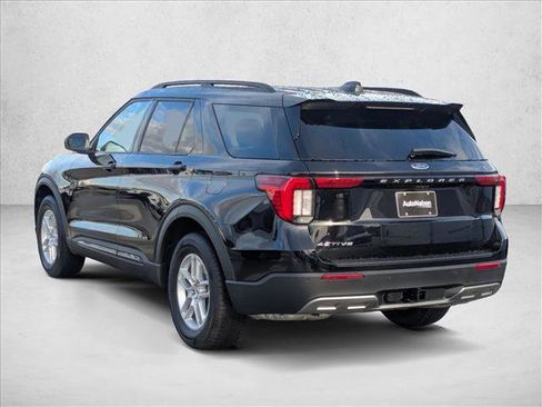 New 2026 Ford Explorer Active w/ Active Comfort Package image 9