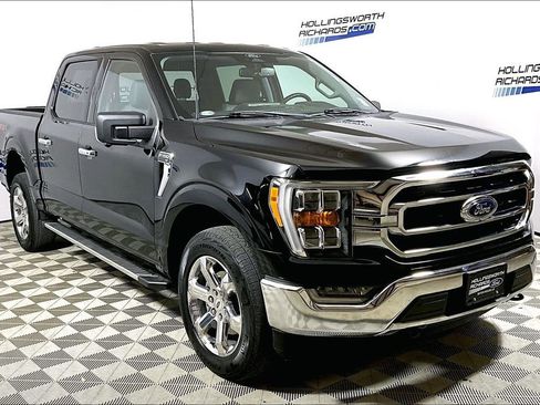 Certified 2022 Ford F150 XLT w/ Equipment Group 302A High image 3