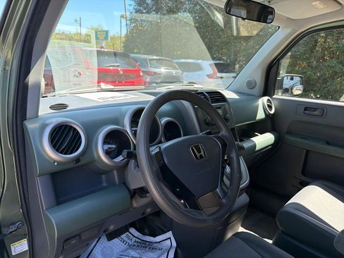 Used 2005 Honda Element EX image 18