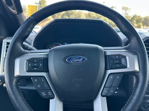Used 2016 Ford F150 Platinum w/ Equipment Group 701A Luxury AWD/4WD image 26
