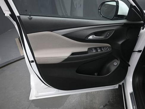 New 2026 Buick Envista Avenir image 12