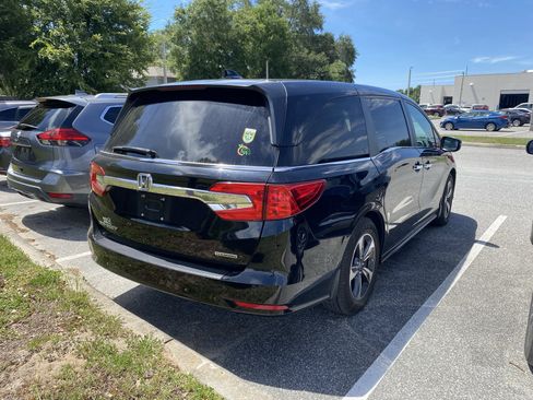 Used 2018 Honda Odyssey Touring image 18