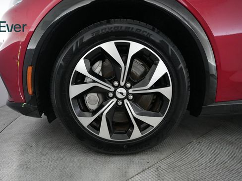 Used 2022 Ford Mustang Mach-E Premium AWD/4WD image 19