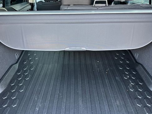 Used 2025 Subaru Outback Premium image 18