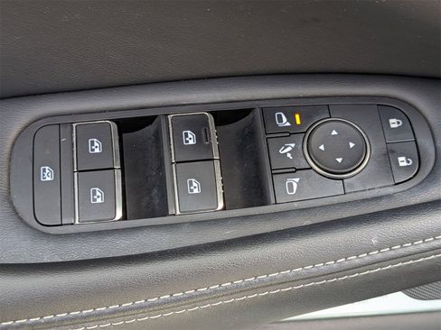 Used 2022 INFINITI QX60 Sensory w/ Cargo Package image 14