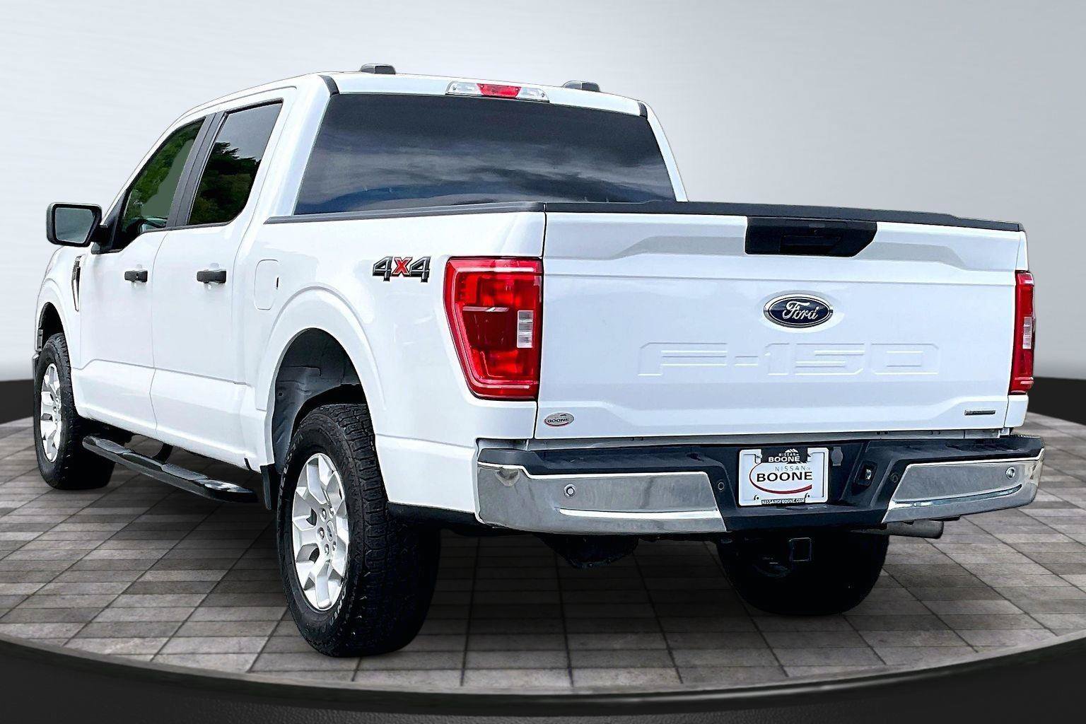 Used 2023 Ford F150 XLT AWD/4WD image 3