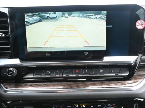 Used 2025 Chevrolet Silverado 1500 LT RWD image 18