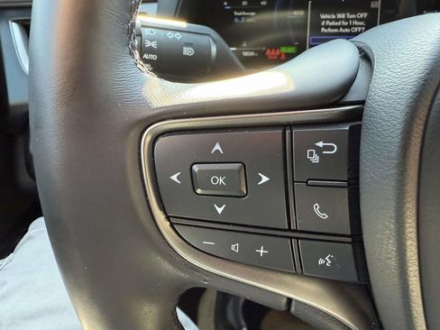 Used 2025 Lexus UX 300h AWD w/ Accessory Package (Z1) image 22