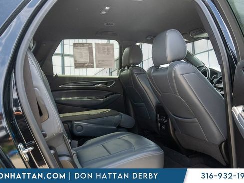 Used 2023 Buick Enclave Essence AWD/4WD image 23