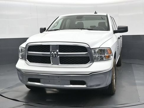 Used 2023 RAM 1500 Classic SLT w/ Electronics Group AWD/4WD image 8