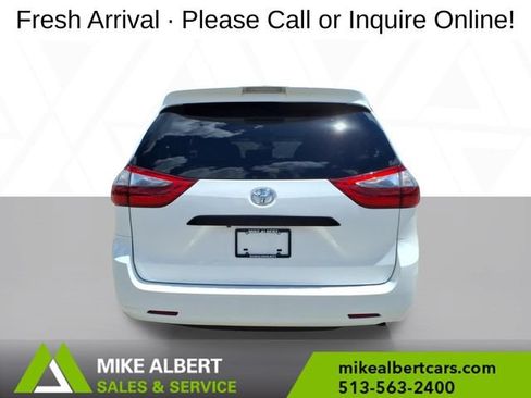 Used 2020 Toyota Sienna L FWD image 6