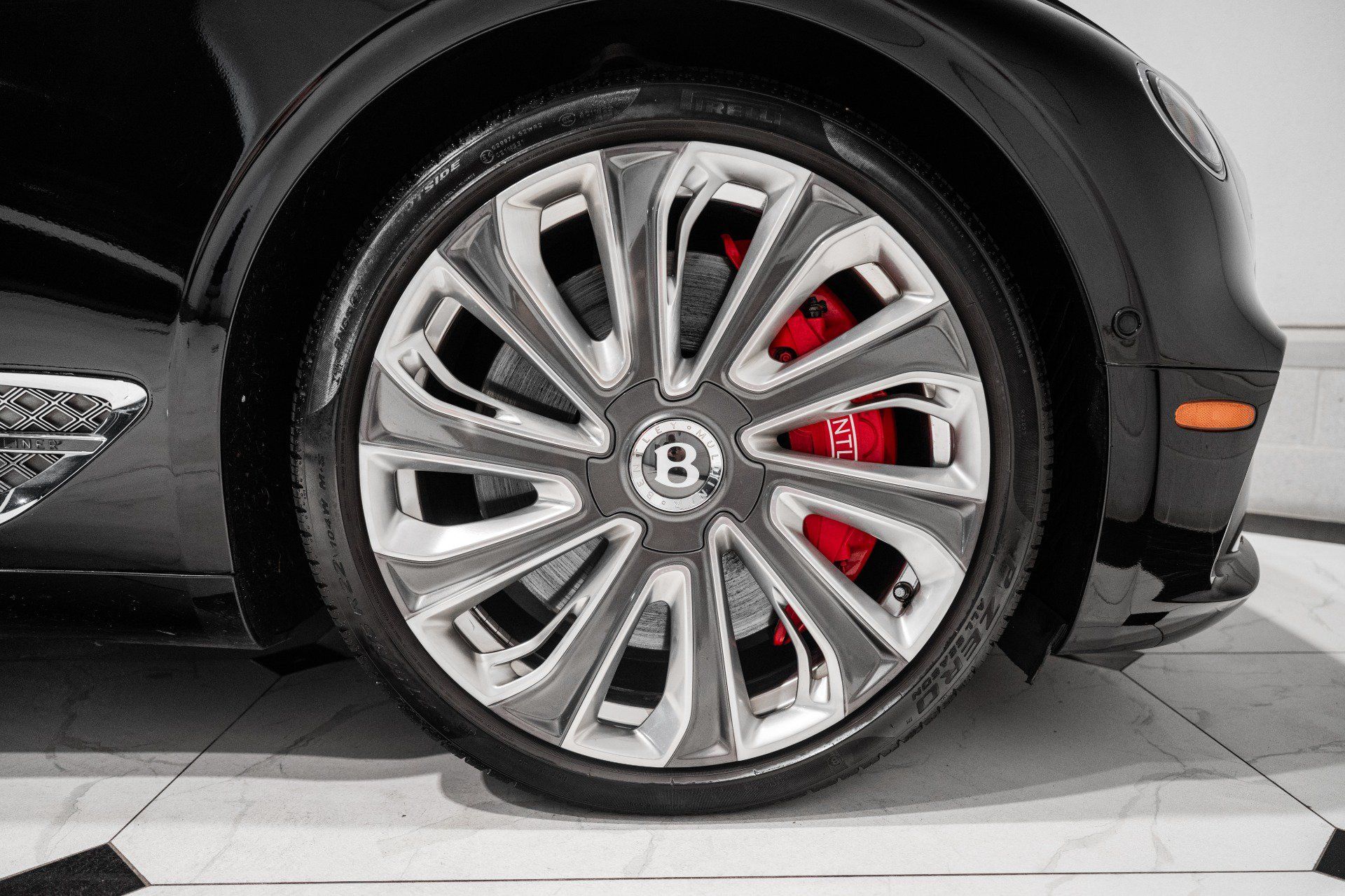 Used 2022 Bentley Continental GT AWD/4WD image 17