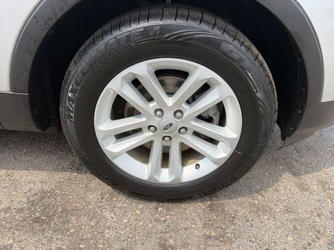 Used 2015 Ford Explorer FWD image 13