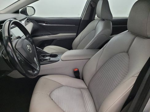 Used 2018 Toyota Camry SE w/ Convenience Package image 17