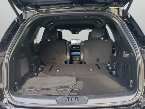 New 2026 Ford Explorer ST-Line w/ ST-Line Street Pack RWD image 49