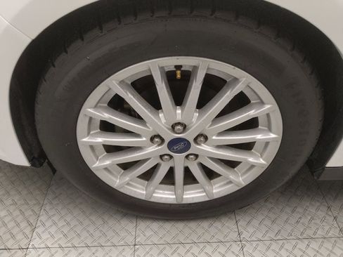 Used 2016 Ford C-MAX SE image 31