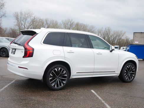 New 2026 Volvo XC90 T8 Ultra AWD/4WD image 3