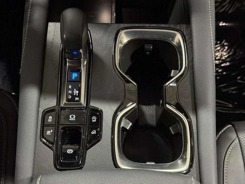 Used 2024 Lexus RX 350 Premium w/ Accessory Package (Z1) AWD/4WD image 18