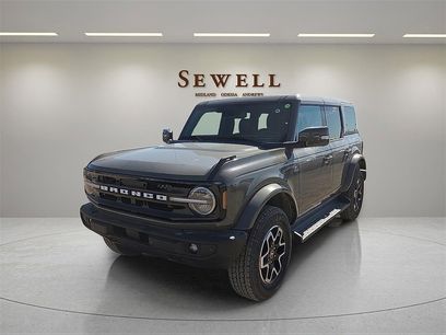 New 2025 Ford Bronco Outer Banks
