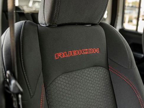 Used 2021 Jeep Wrangler Unlimited Rubicon AWD/4WD image 28