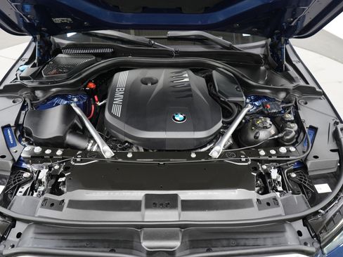 Used 2024 BMW 540i xDrive w/ Premium Package image 28