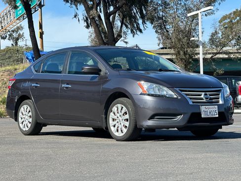Used 2015 Nissan Sentra SV image 8
