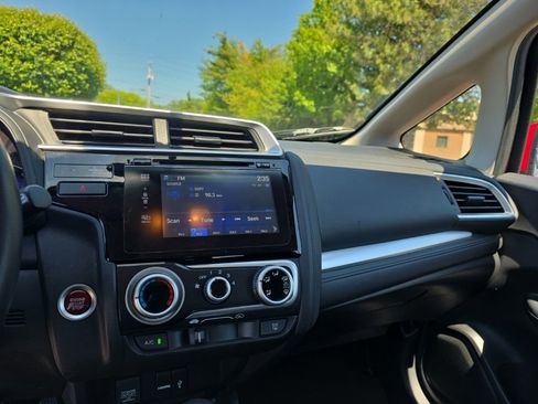 Used 2016 Honda Fit EX image 20